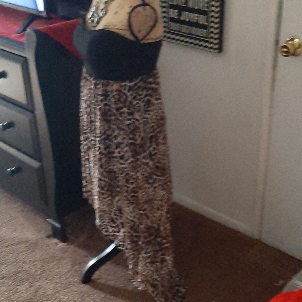 Dress - Picture 2 of 4